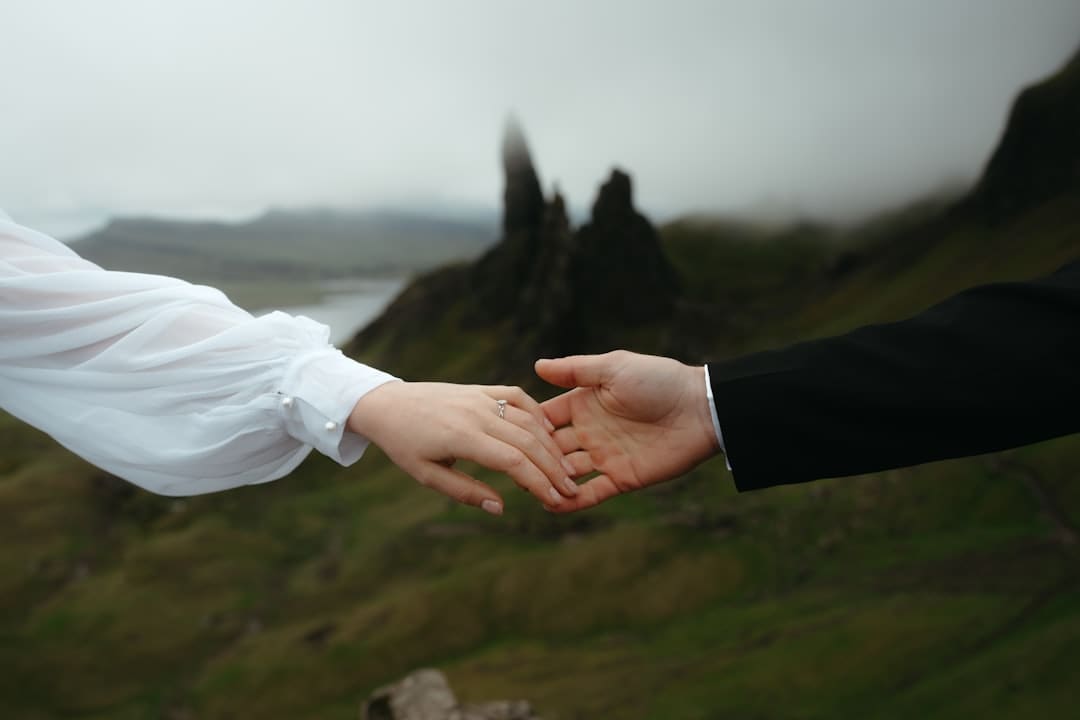 《六姊妹》热播时代剧为何招引观众?60时代生长故事解析